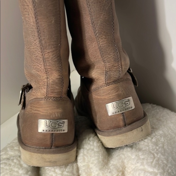 UGG Brown Leather Boots - Picture 6 of 7